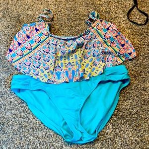 Bathing suit